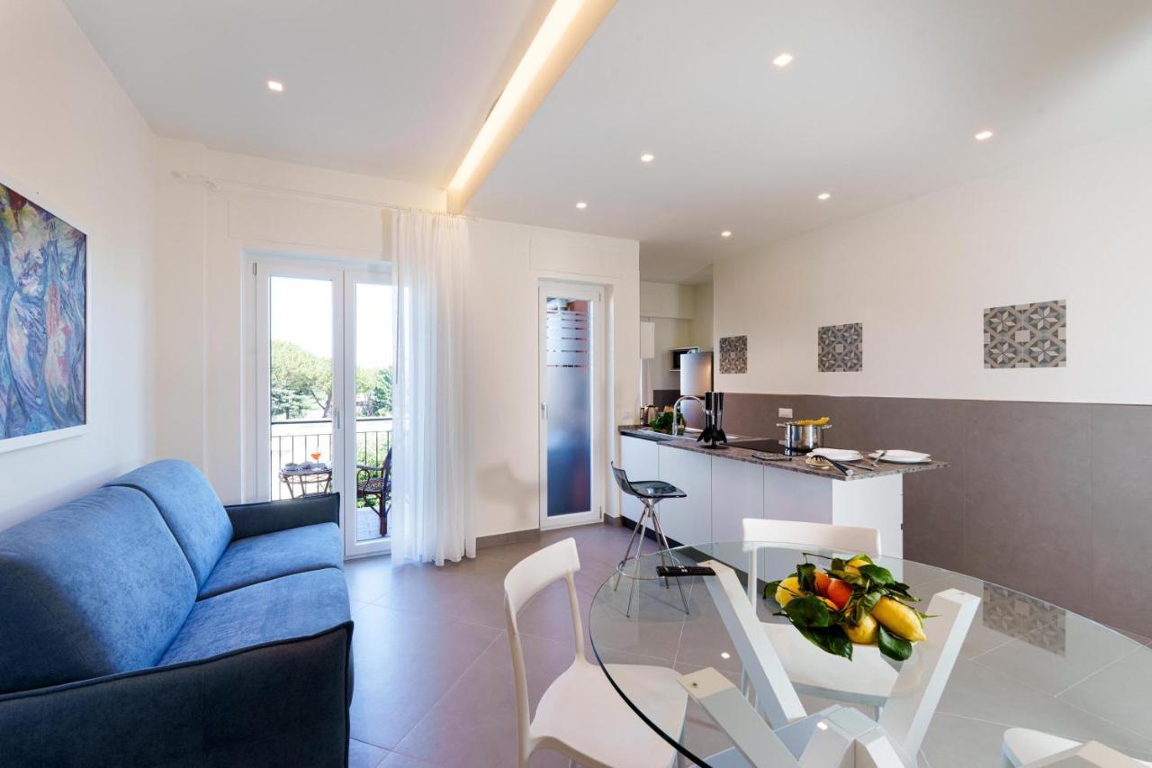 Marina Piccola Apartment Соренто Екстериор снимка
