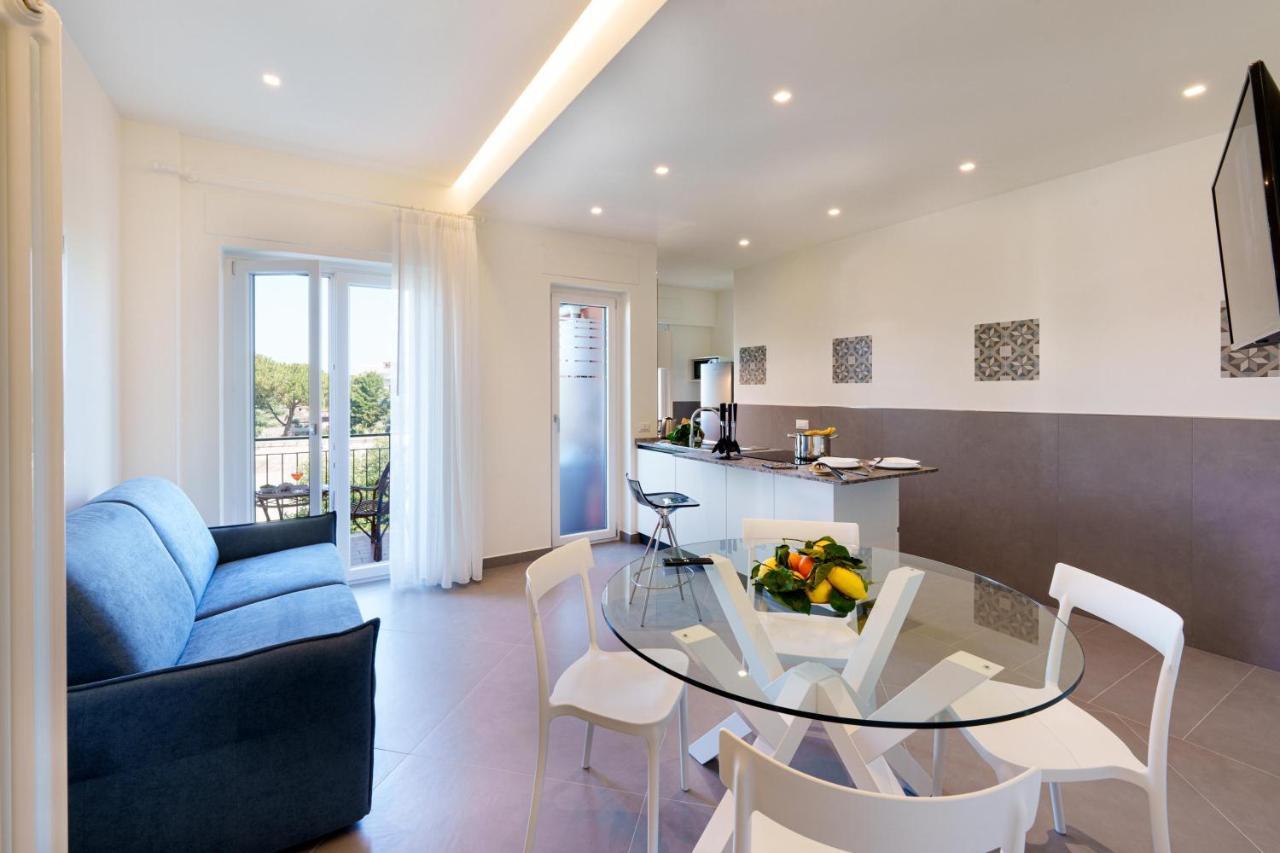 Marina Piccola Apartment Соренто Екстериор снимка